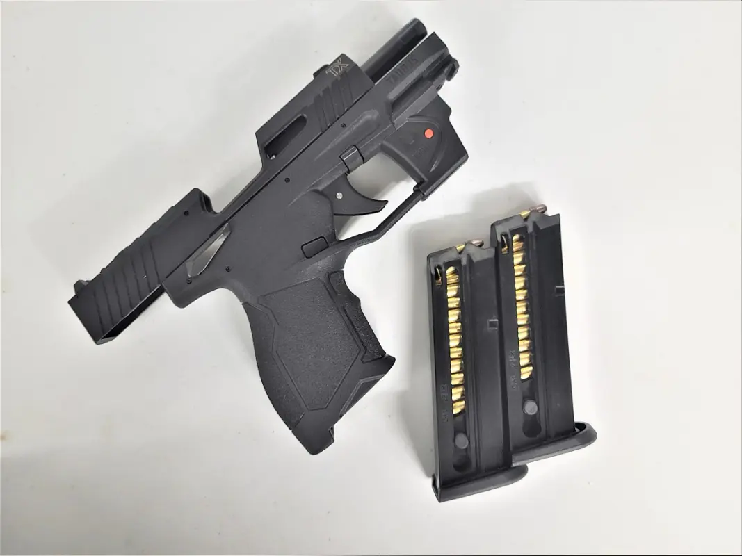 FA6DE6AE-7A42-478E-A340-375CD438FC0D