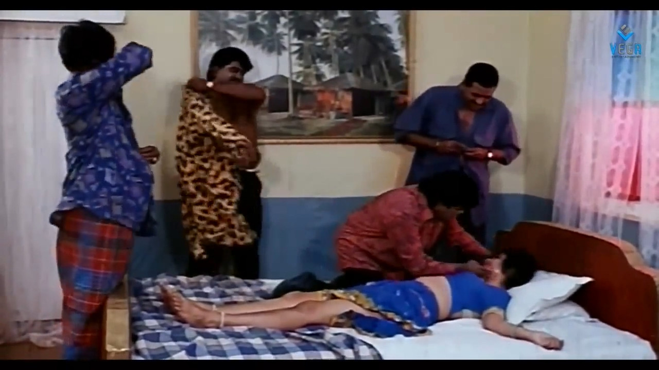 Dolly Minhas Palviahgam Avi - Villains Troubles a Women_4MxpygcjgQs.mp4_20220519_115057.761