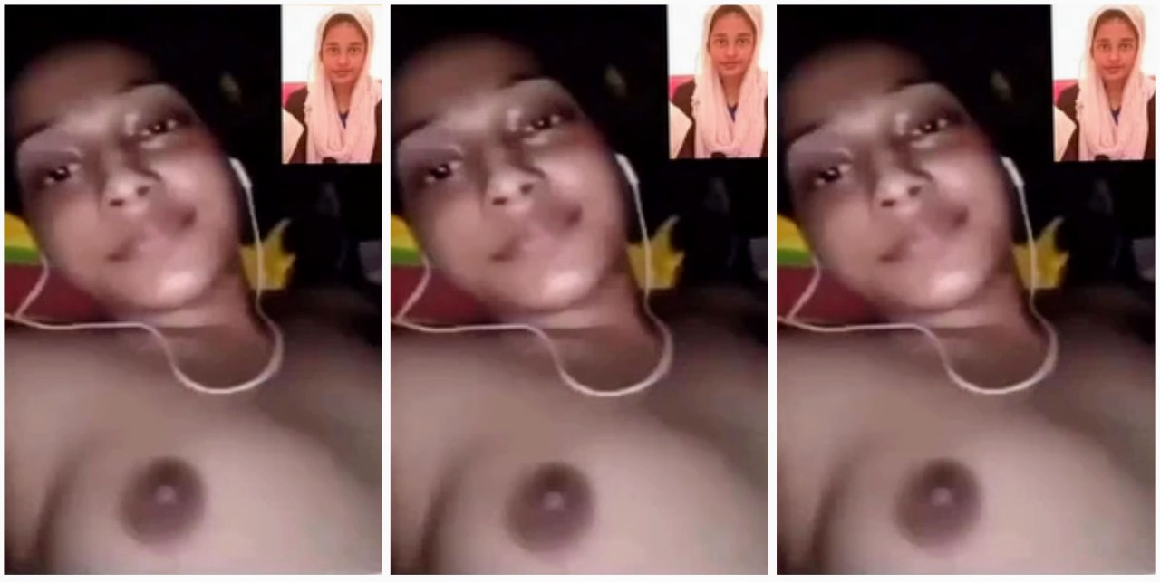 Desi girl showing her boobs on vc with boyfriend