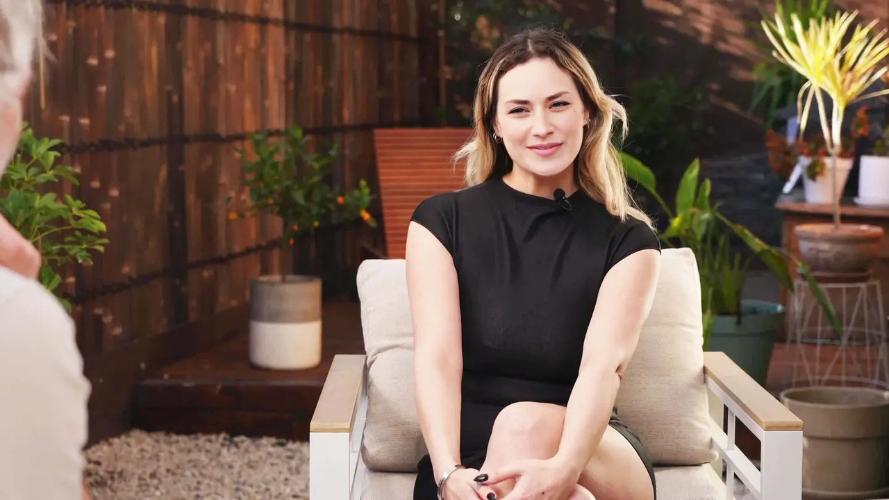 JacquieEtMichelTV 25 05 02 Nathalie 27 years old civil servant in Lyon!