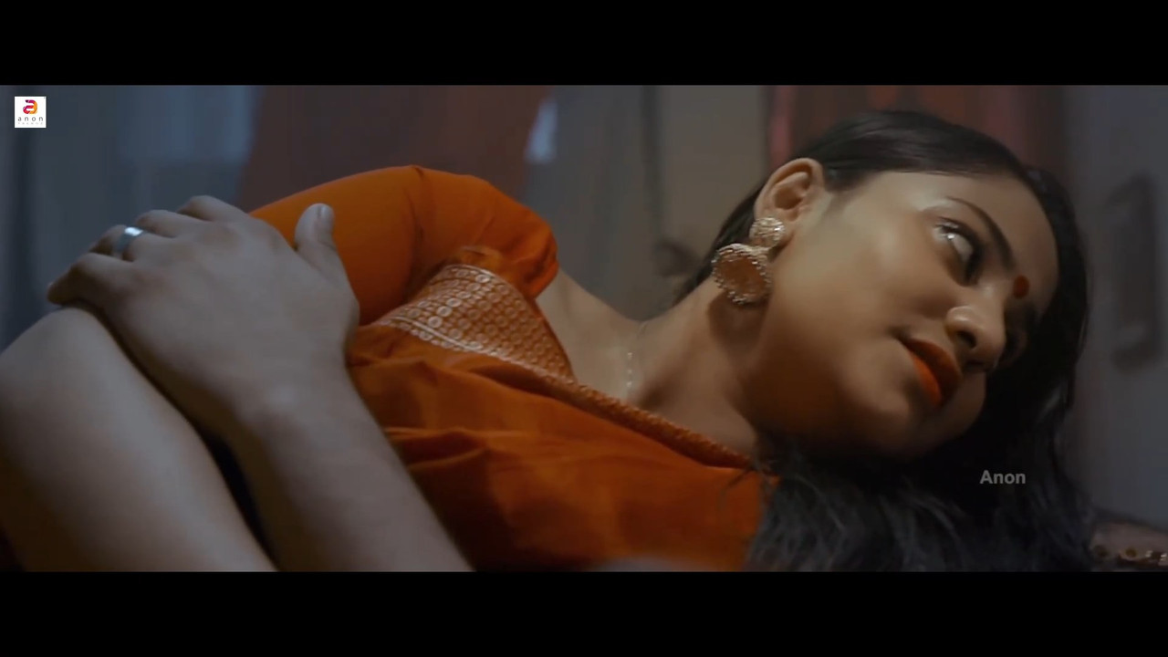 Hot Mallu Actress from shortfilm Geetha.mkv_snapshot_00.05.055