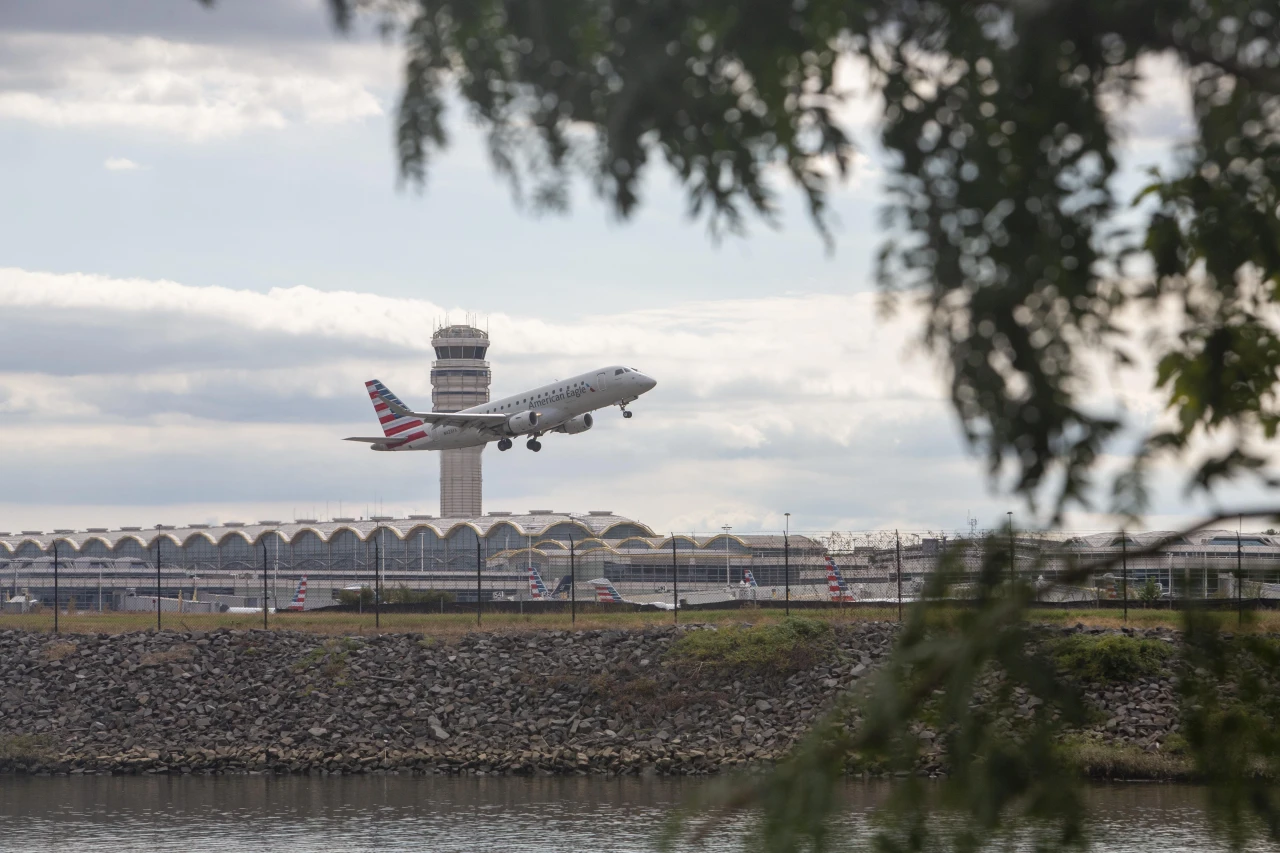 AAdvantage Status 2026: Loyalty Points Required for Each Tier (Official)