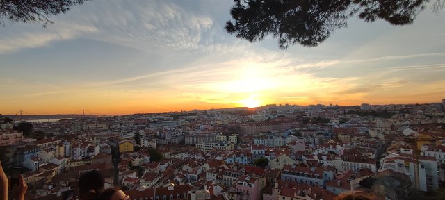 Escapada a Lisboa - Blogs de Portugal - Museo Jerónimos, Descubridores, Torre de Belem, iglesias y atardecederes (78)