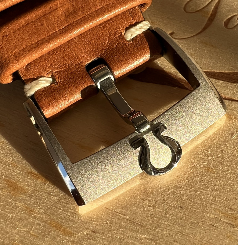 43B3DC0A-9CA8-4A01-9624-D7F2869323D0