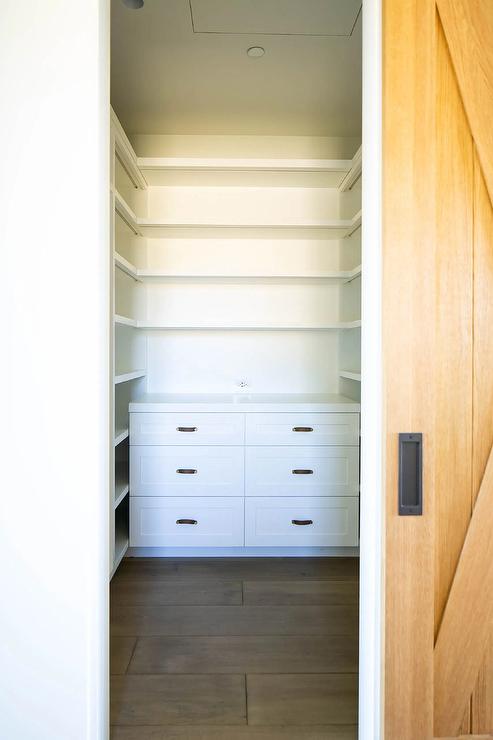 pantry-drawers-with-leather-pulls.jpg
