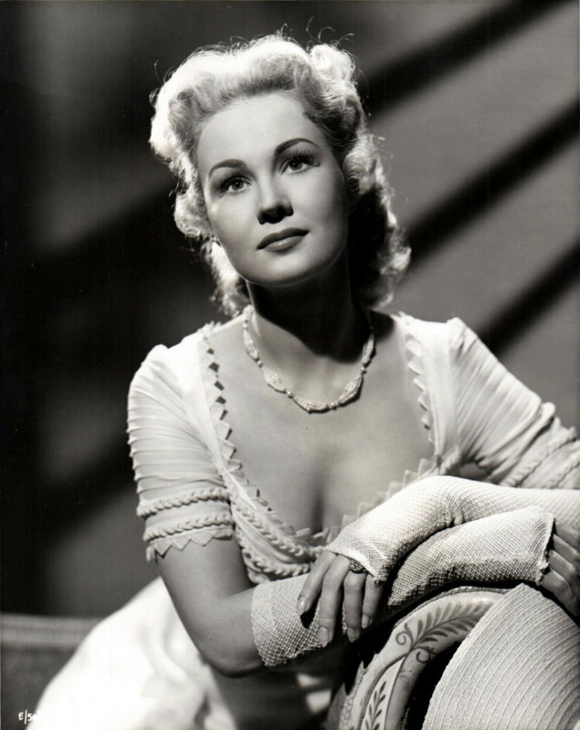 Virginia Mayo b60