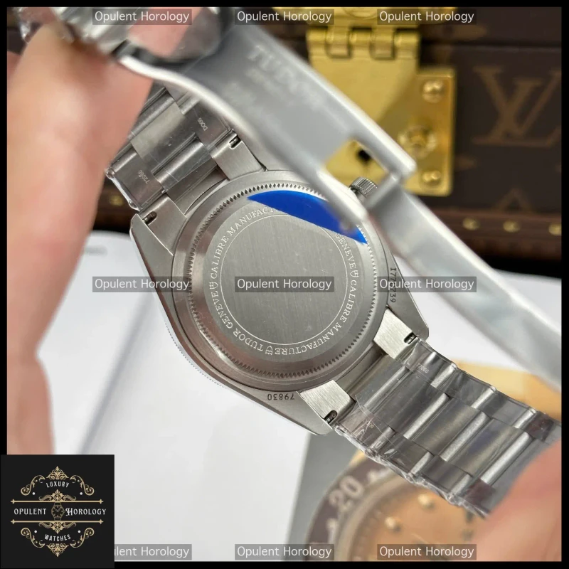 Tudor Black Bay GMT M79830RB Replica Watch 41mm Automatic Swiss Movement