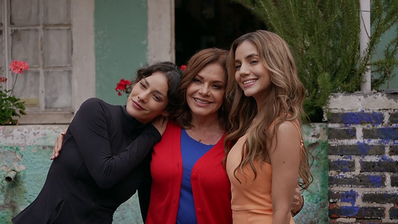 https://i.postimg.cc/ZRjLS6KQ/Las-hijas-de-la-se-ora-Garc-a1.webp