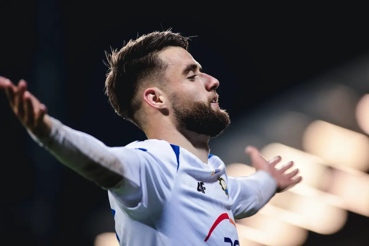 494B79DC-49DF-4030-918D-3F3C4AF1D633