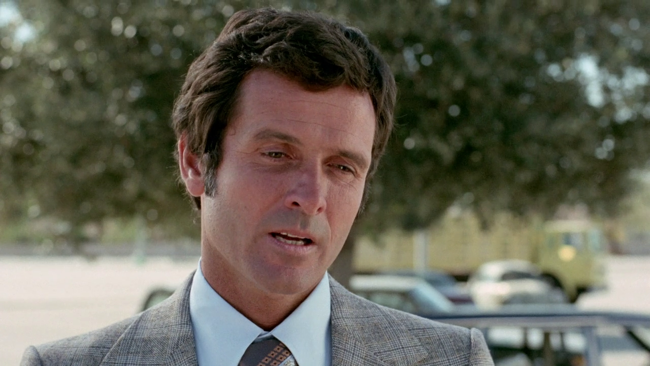 vlcsnap-2024-12-17-18h01m32s082