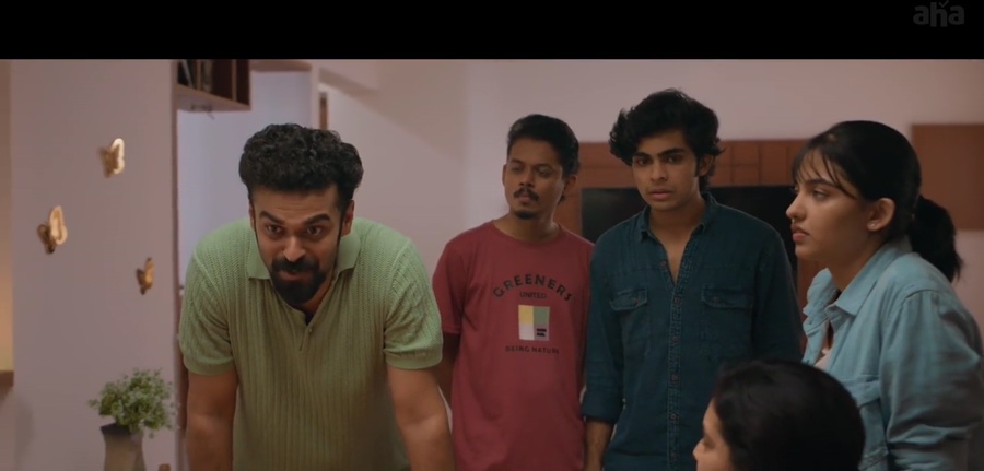 Premalu 2024 WebRip [Telugu] 480p, 720p ESub Screenshot