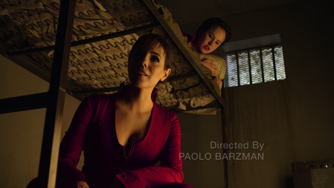Lost Girl (2010) - S03E01 - Caged Fae (1080p BluRay x265 Langbar