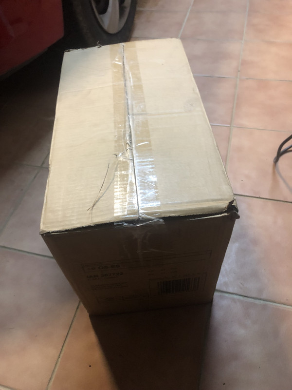 B57EB892-AB01-4CD6-B50C-05AB12154D1B