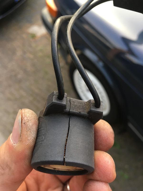 0F857BC5-7F8A-4EF3-9BB5-5909EE367E61