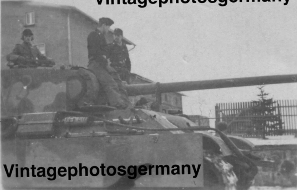 s l1600 2025 10 03T003124 113