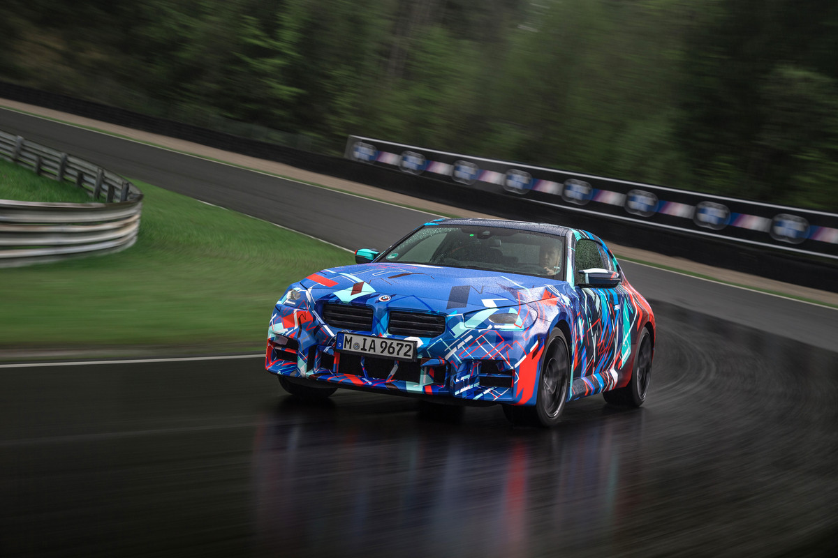 P90467996_highRes_the-all-new-bmw-m2-u