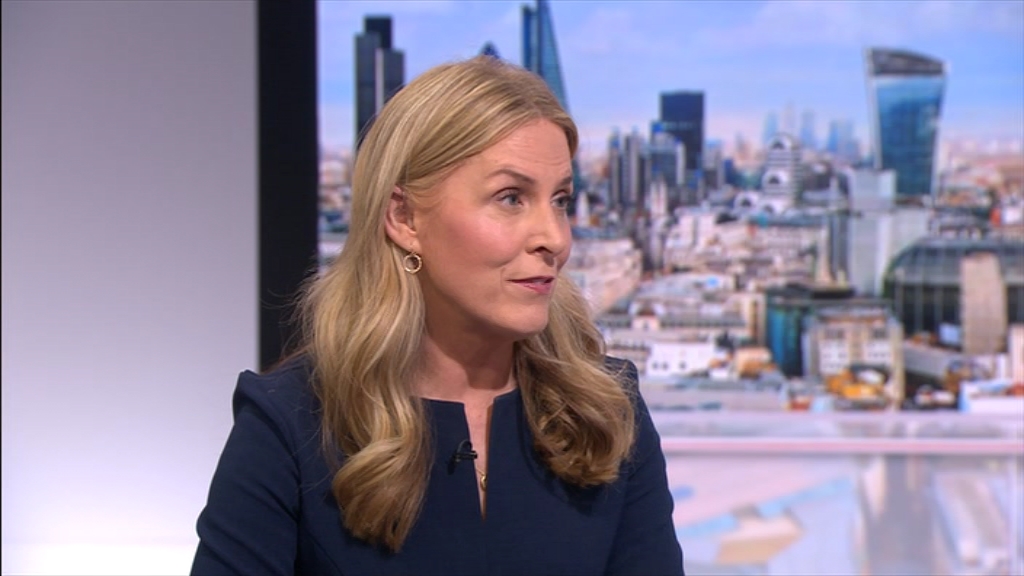 BBC London News_20220523_18301900.ts_snapshot_08.32.164