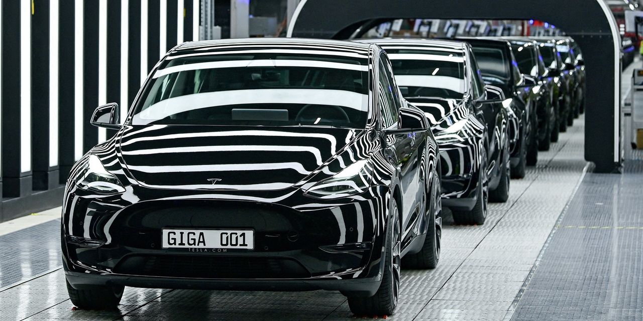 Tesla establece récord con 310,048 entregas en el primer trimestre de 2022