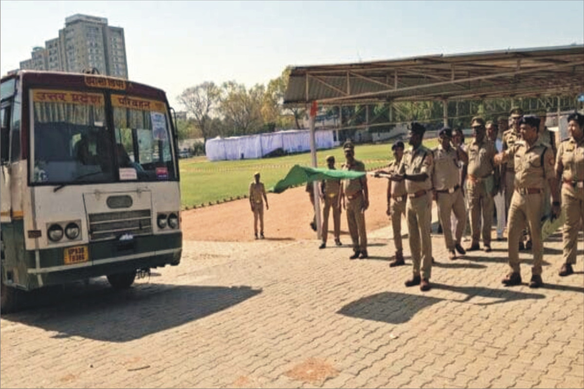 लोकसभा चुनाव : जनपद से हुआ पुलिस बल रवाना