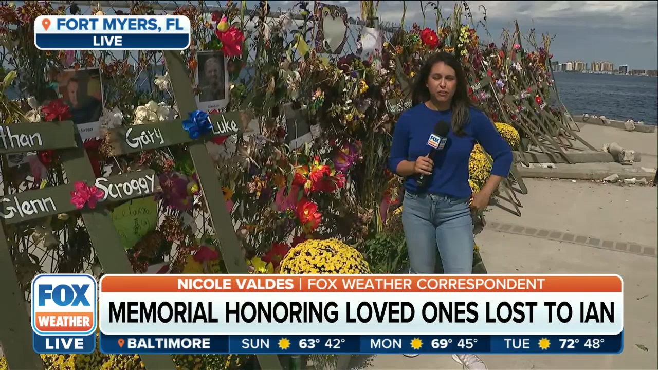 10.09 - 16.00.00 - America's Weather Weekend. Hosts Amy Freeze and Cr....ts_snapshot_38.46.710