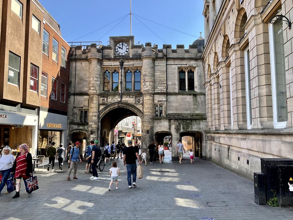 Пёстрая лента. Путешествие по сельским дорогам Англии в мае 2025 г.