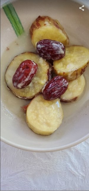 [Image: Che-Khoai-Lang.jpg]