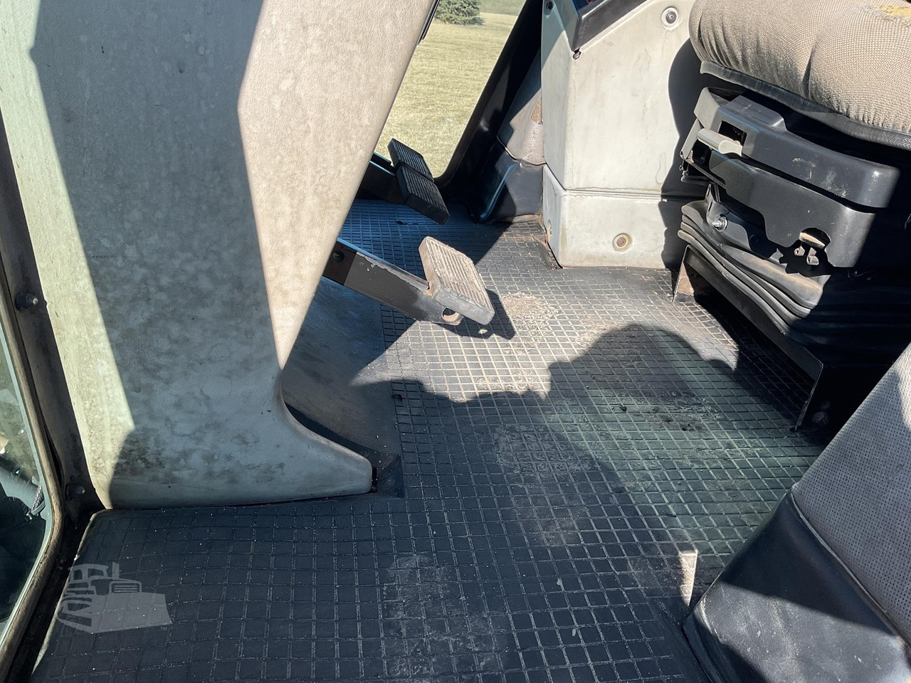 Vehicle thumbnail 37