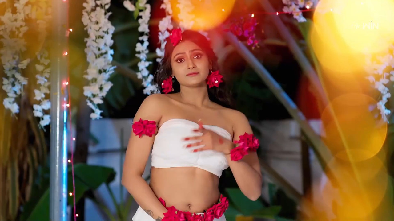 Sexy Telugu serial actress close navel and boobs show in sexy costume from a serial mp4 snapshot 04