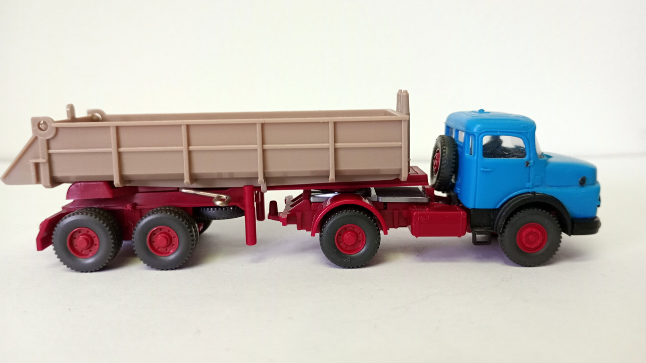 Mach (3400)