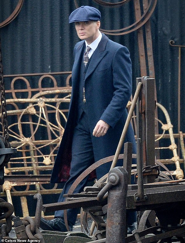 6083288-6380195-Ready_to_roll_Cillian_Murphy_got_back_into_chara