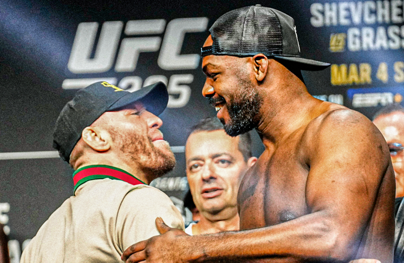 Кои са най-големите имена в UFC в момента ?