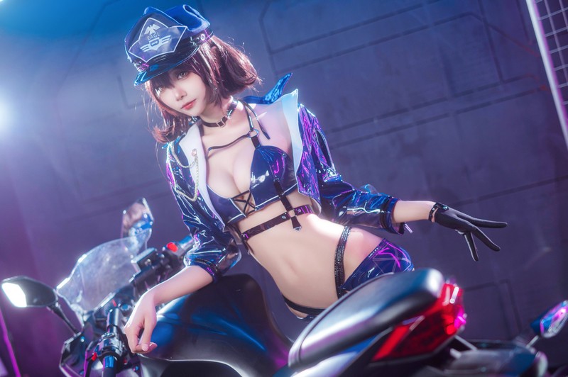 艾西Aiwest 碧蓝航线巴尔的摩&信浓赛车女郎Cosplay写真图集 双人高清图集 47P (200.7M)插图5