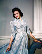 Linda-Darnell-b91