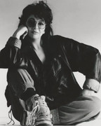 kate-bush-mb98