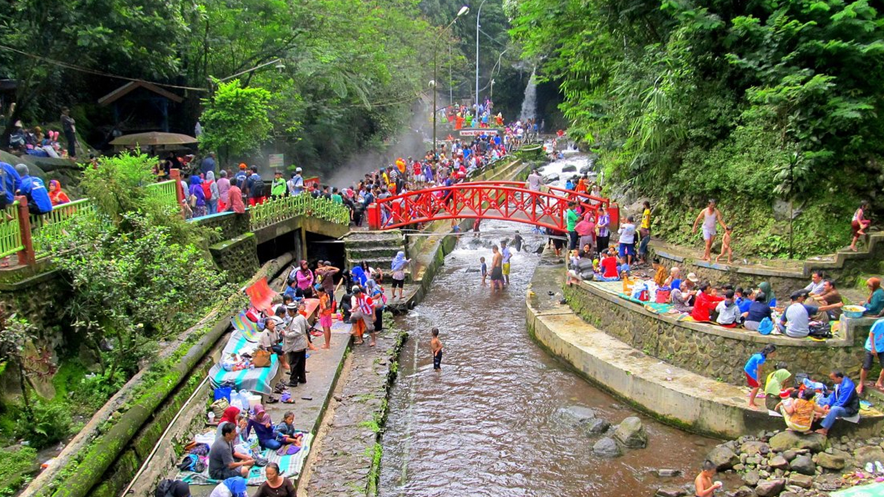 Fasilitas yang Tersedia di Guci