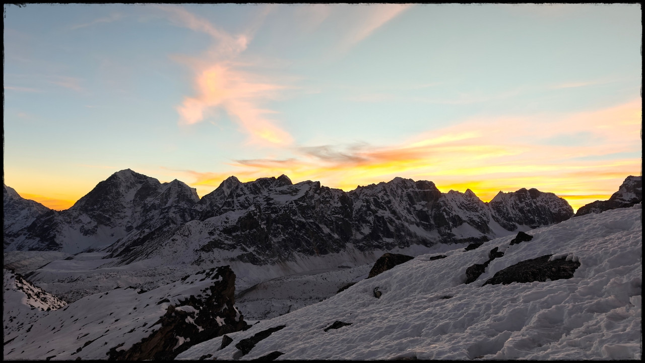 Día 15. The Pyramid a Gorak Shep + atardecer en Kala Patthar - Everest Three Passes Trek: tres pasos, tres cimas, tres campos base (23)