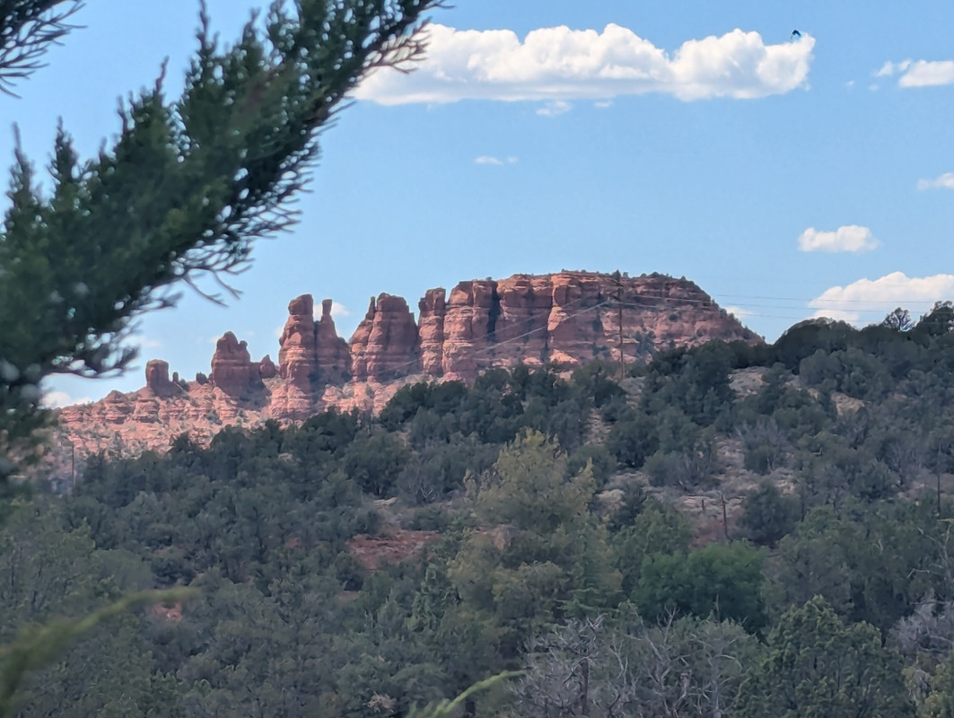 PXL_20250806_214035199