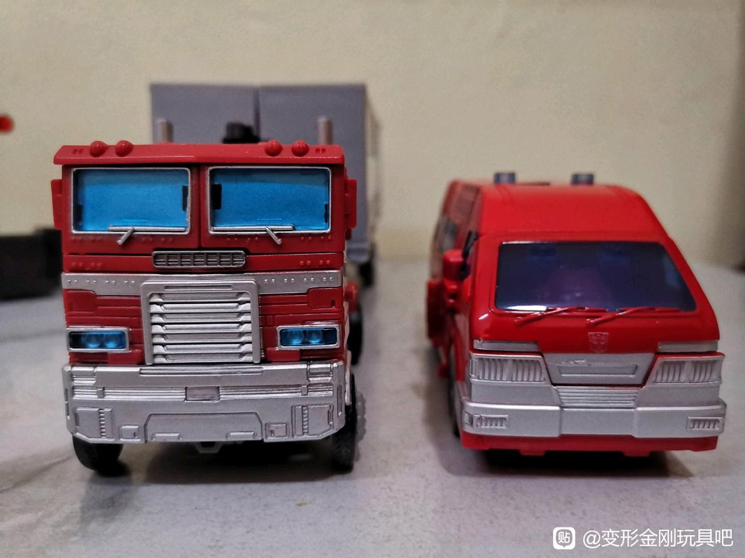 Studio-Series-86-Voyager-Ironhide-09