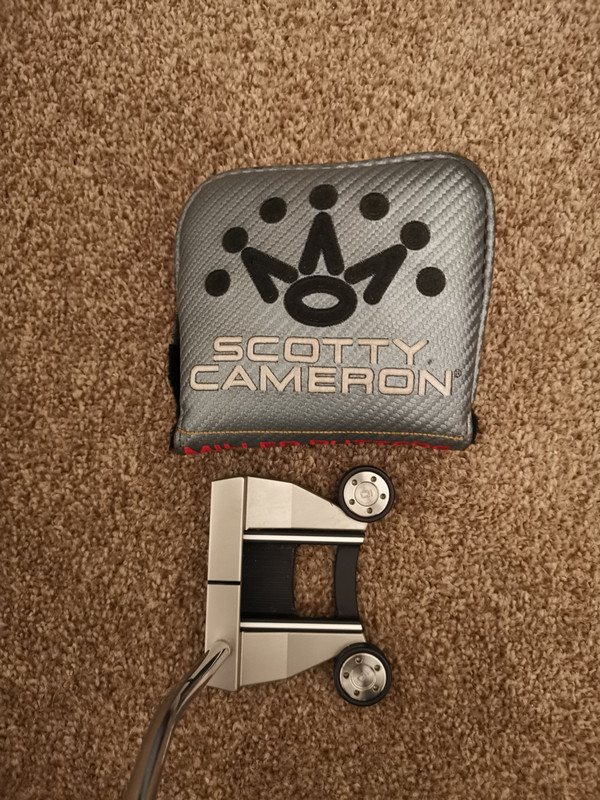 14719340-0421-440A-8D0F-20000ED63467