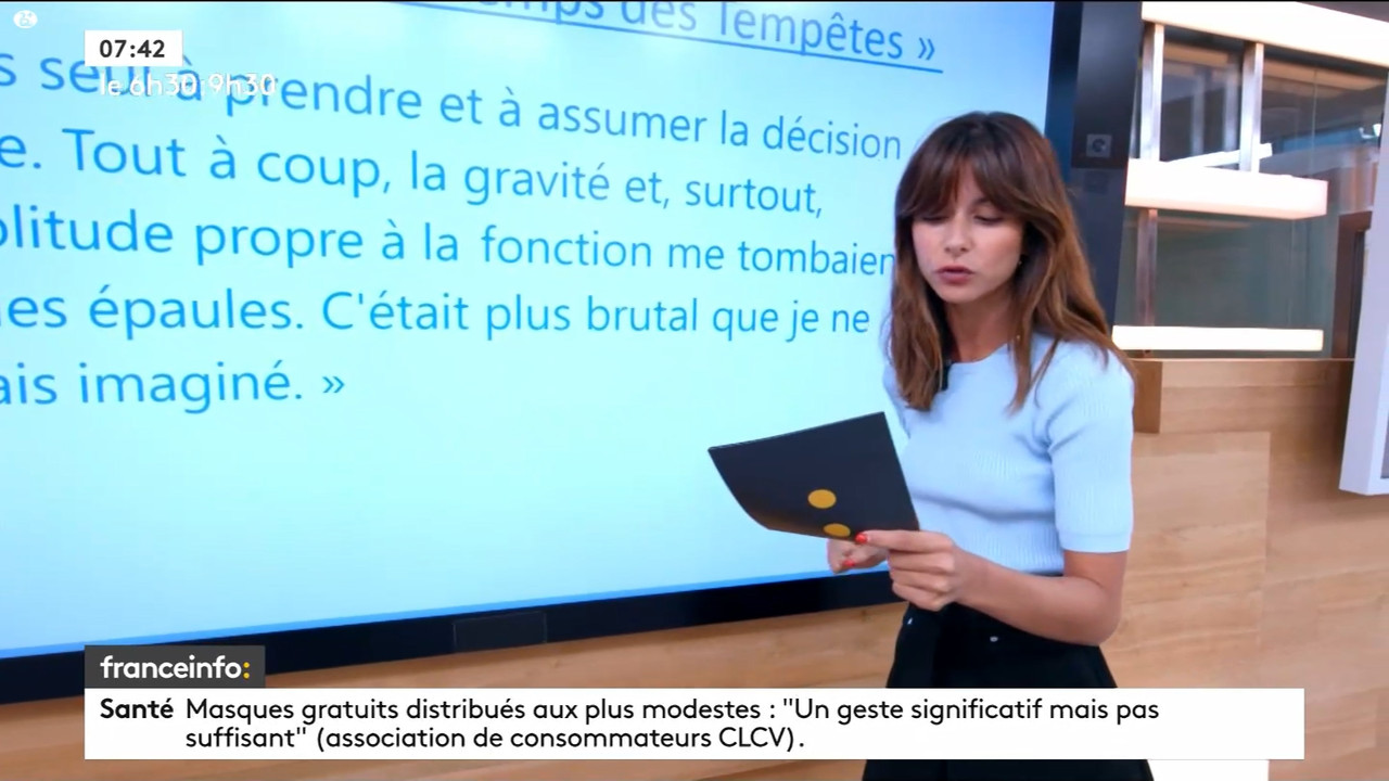 23 July - 05.29.00 - 9h30. Entre JT, chroniques, invités et revues de p....ts_snapshot_01.19.46.680