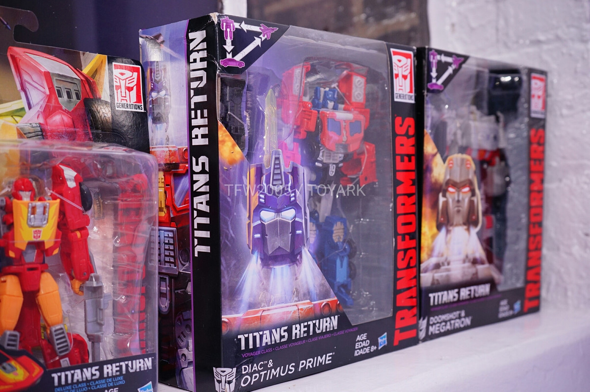 NYCC2016-Titans-Return-085