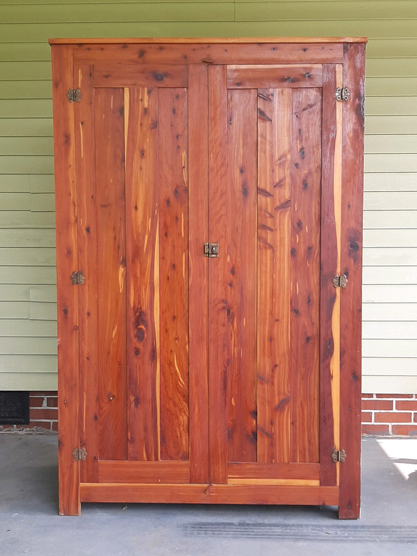 Cedar Wardrobe 1 — Postimages