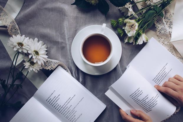 Guest Post: How Self-Published Authors Can Stand Out and Build Readers Fast