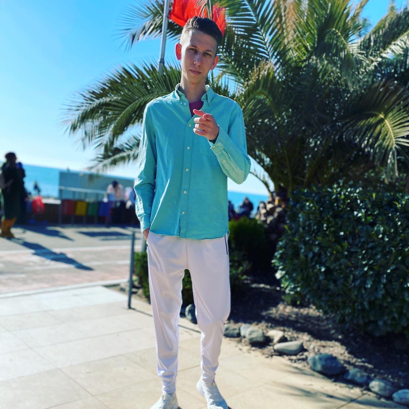 522A11B0-72EA-48E6-8865-F3C11E85B96B