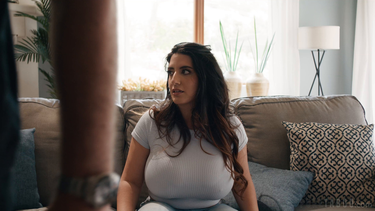 Sarah Arabic - I Can Make This All Go Away - PURETABOO 4K.mp4.0002