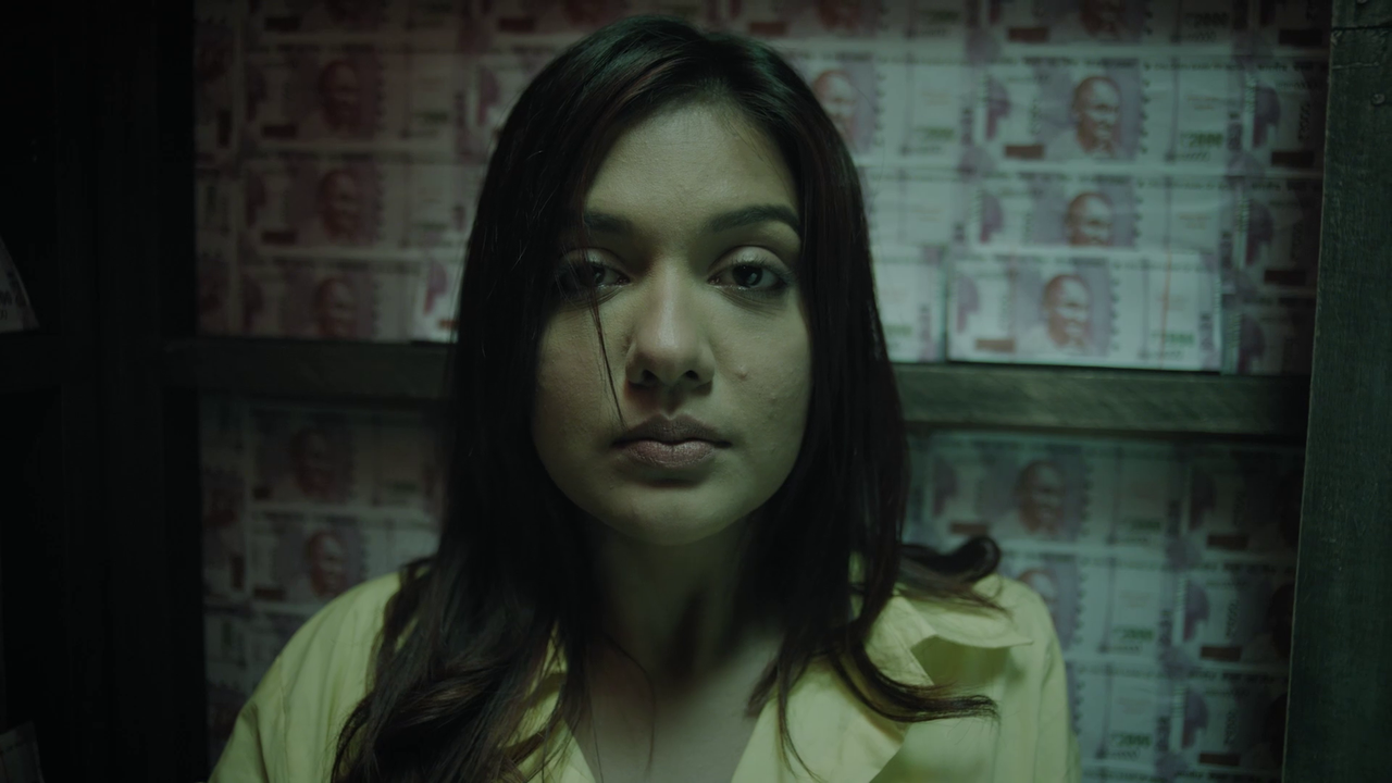 vlcsnap-2023-11-26-19h25m01s631