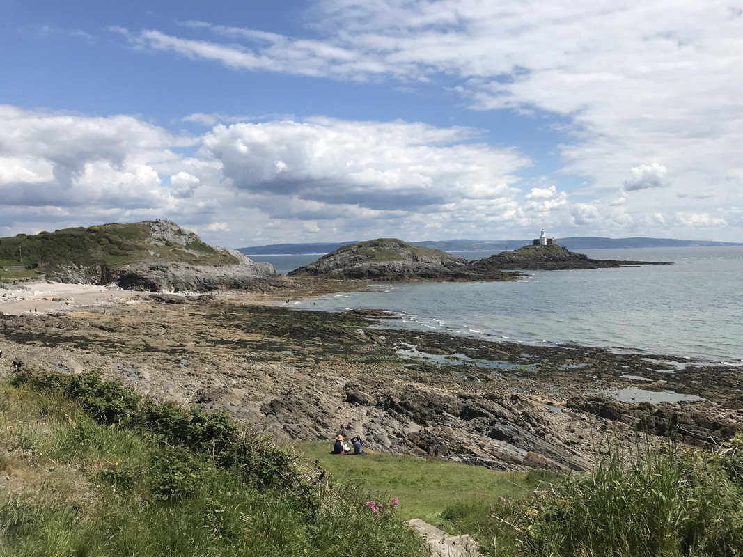 CE6F2E35-56E7-42BF-AF31-C7D7E9015725