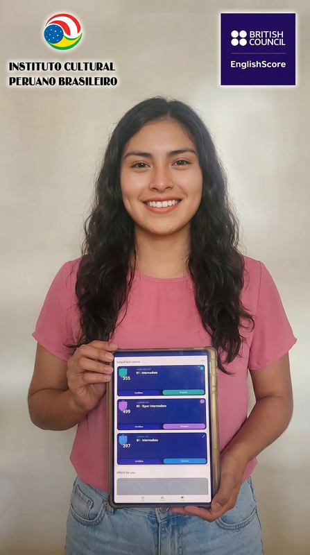 Estudiante aprobada con certificado EnglishScore