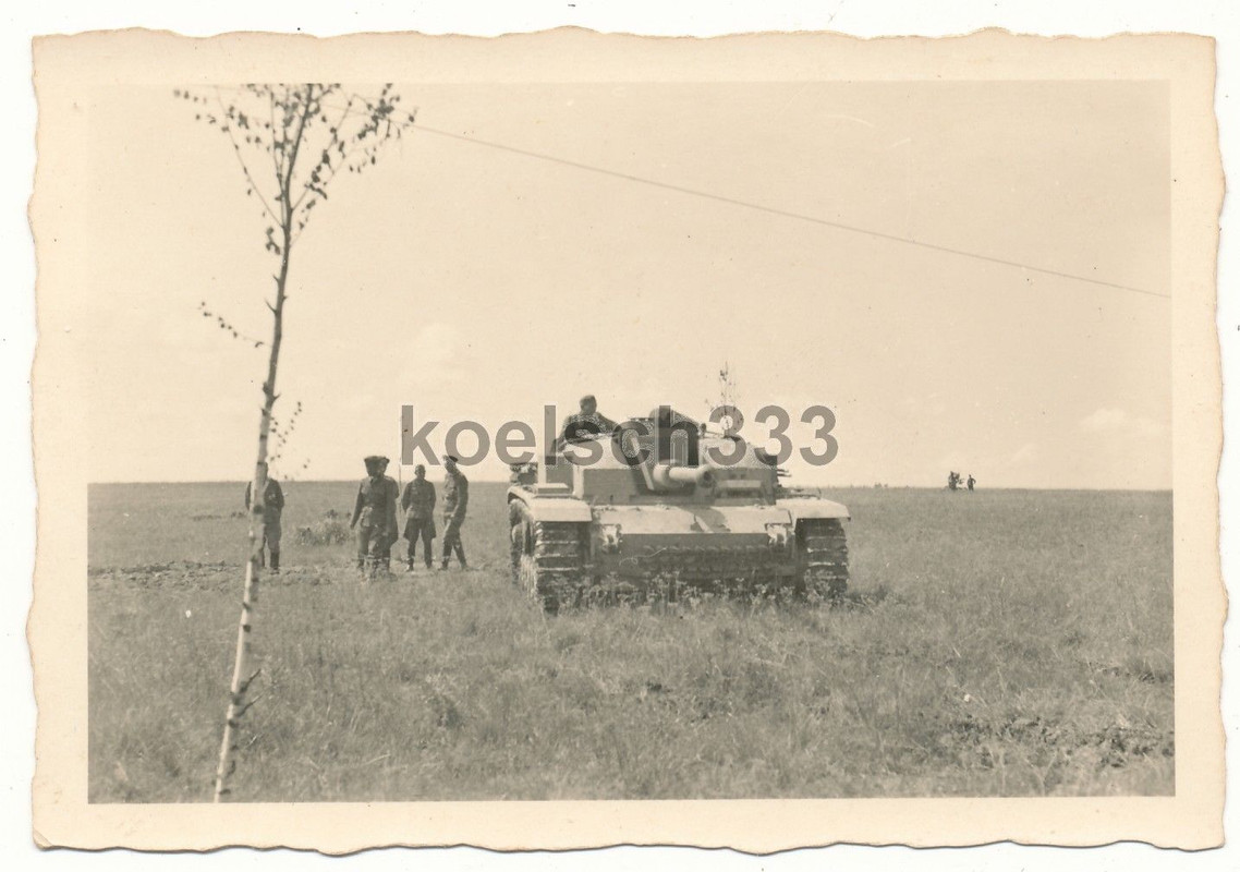 Foto Sturmgeschütz Panzer an der Ostfront ! Sturmartillerie Lang