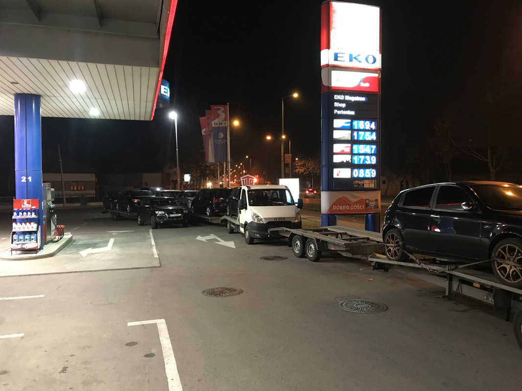 7576D453-5C35-46E5-BDA5-752986F7080C